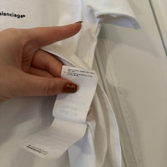 Balenciaga Baby Tee with Logo size Small - Picture 7 of 11